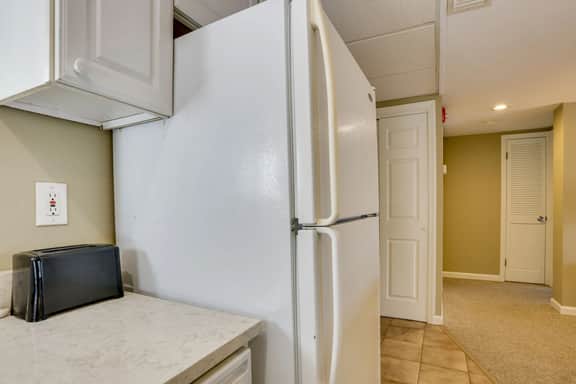 All-Season Lake Wallenpaupack Condo w/ Views - Image 5